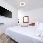 Casa Serena 10 Boutique- Adults Only-breakfast Included Гостевой дом