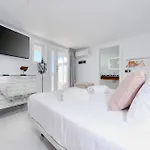 Casa Serena 10 Boutique- Adults Only-breakfast Included