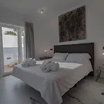 Casa Serena 10 Boutique- Adults Only-breakfast Included Gæstehus
