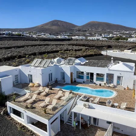 Konukevi Casa Serena 10 Boutique- Adults Only-breakfast Included